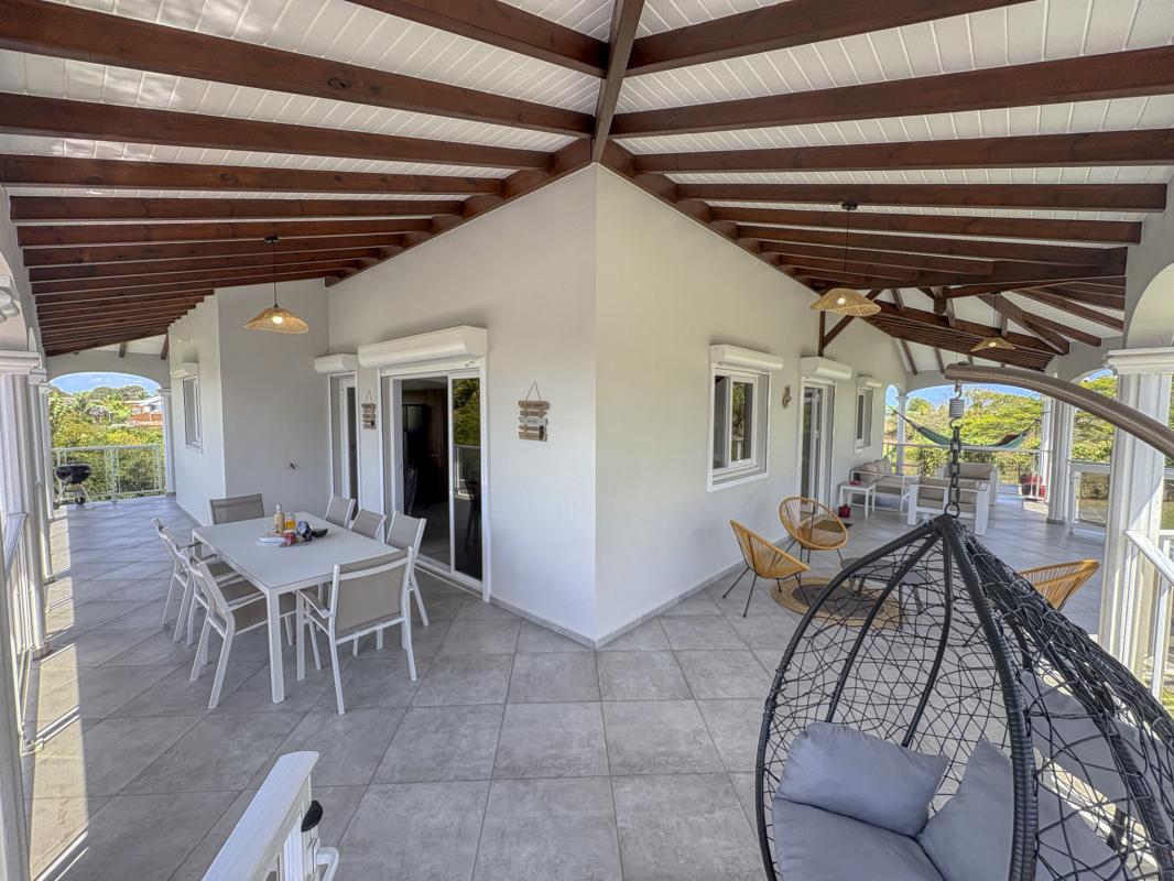 11.Location villa piscine le moule guadeloupe_Terrasse